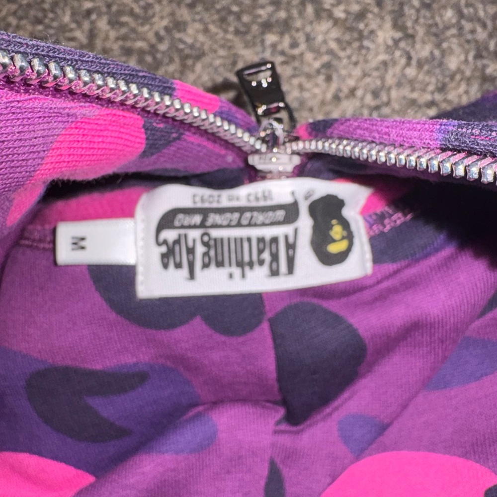 BAPE Purple Camo Shark Hoodie - Picture 3 of 3